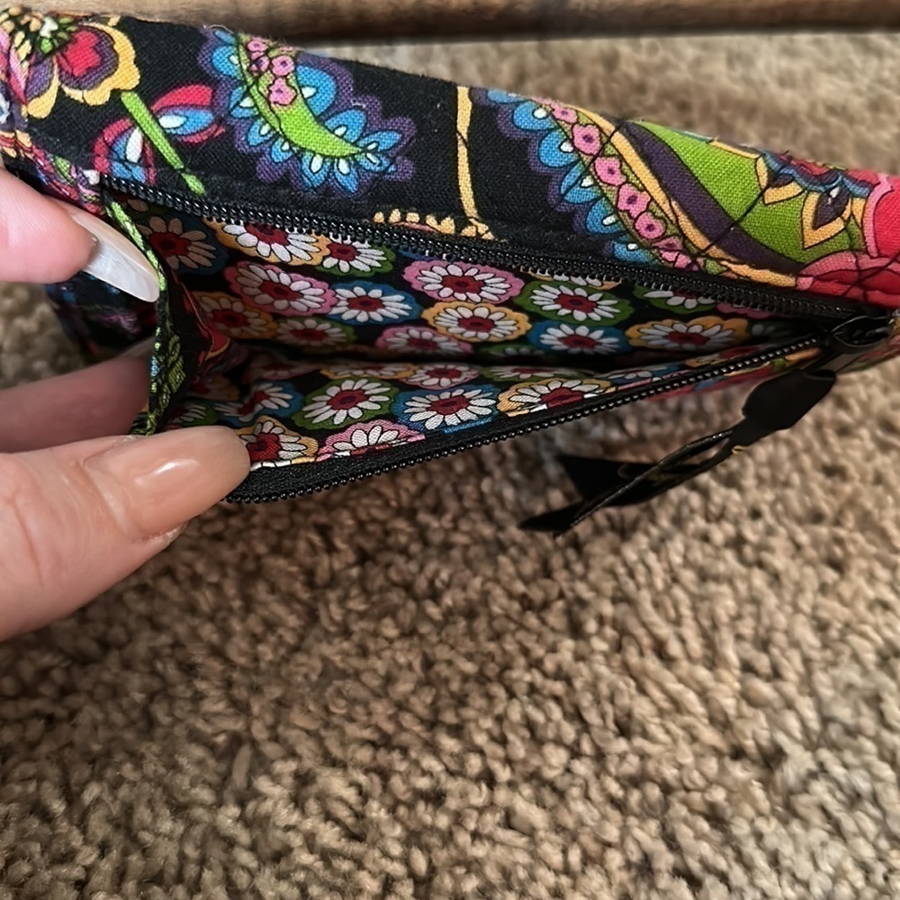 Vera Bradley Cotton Paisley trifold wallet - Picture 3 of 10